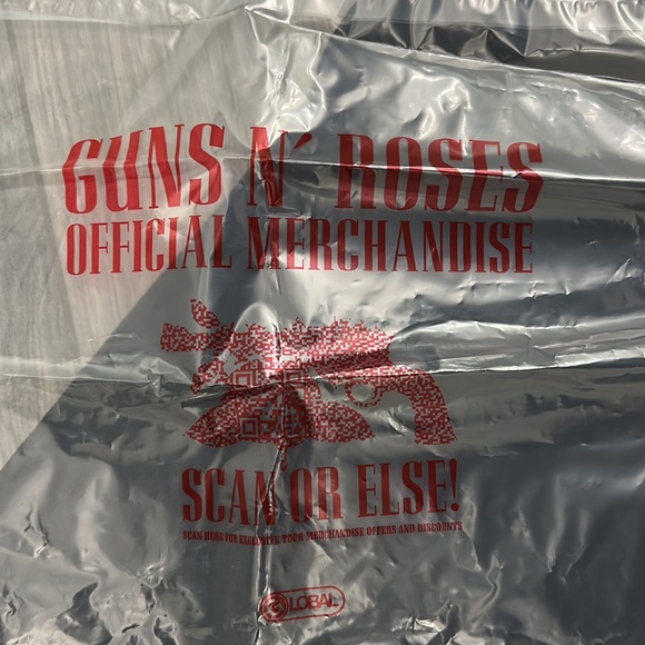 Guns N Roses Limited MissPrint T-Shirt Chase afield Phoenix Arizona New - Picture 4 of 8